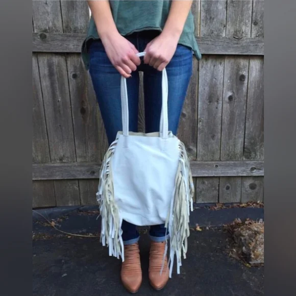 Cleobella Hendrix Fringe Tote - Picture 1 of 6